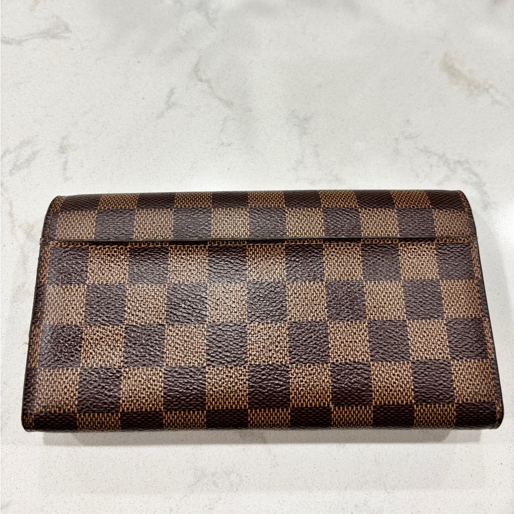 AUTHENTIC LOUIS VUITTON SARAH WALLET - Picture 2 of 8